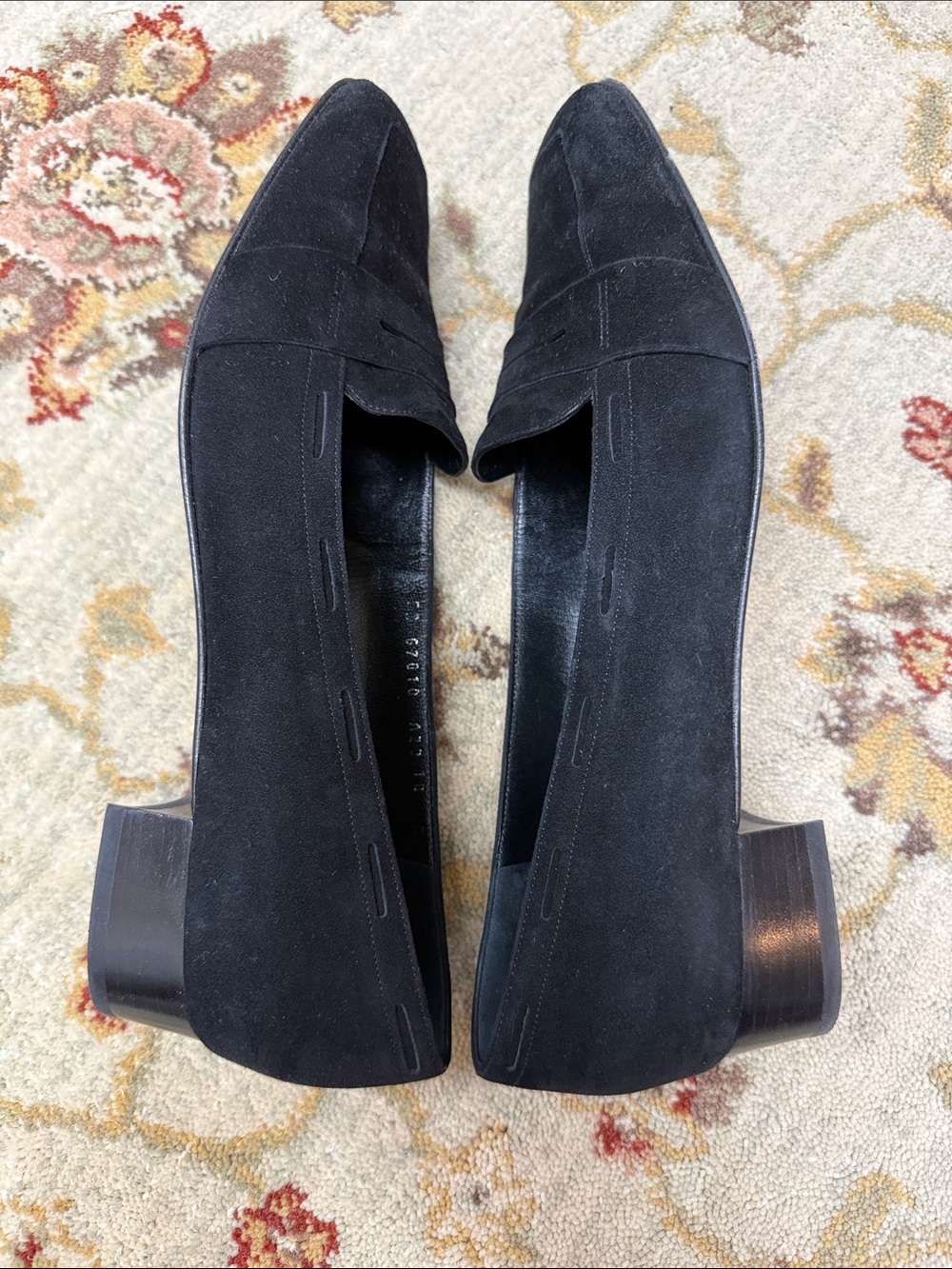 Salvatore Ferragamo Darrel style Black Suede Women’s Loafers - Picture 6 of 8